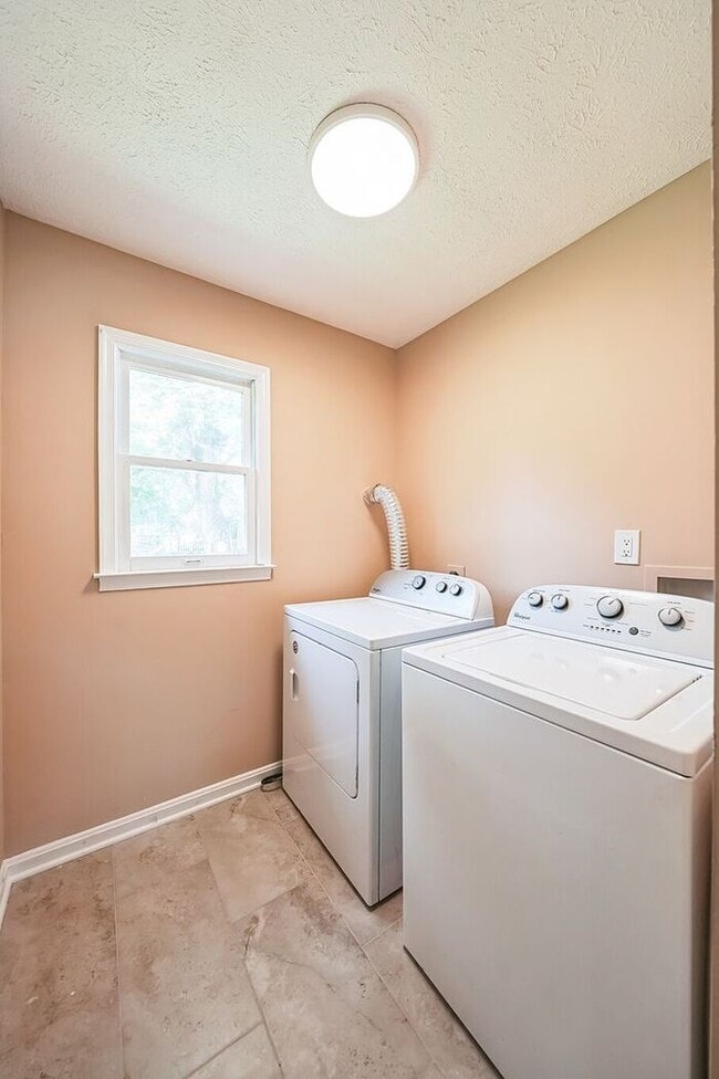 12413 Windermere Ln in Newburg, MD - Building Photo - Building Photo