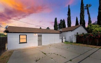 4508 Edgewood Pl in Riverside, CA - Building Photo