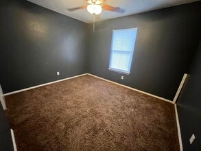 10709 Gentry Ln SW in Albuquerque, NM - Building Photo - Building Photo