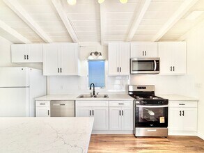 121 Highland Dr in Oxnard, CA - Building Photo - Building Photo