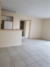 15241 SW 80th St in Miami, FL - Building Photo - Building Photo