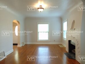 820 Derby Ln in Allouez, WI - Building Photo - Building Photo