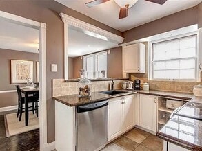 925 S Hanley Rd in St. Louis, MO - Building Photo - Building Photo