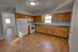 123 3rd St in Silvis, IL - Building Photo - Building Photo