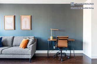 200 E 82nd St in New York, NY - Building Photo - Building Photo