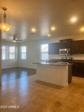 36018 N Richardson Dr, Unit 0614 in San Tan Valley, AZ - Building Photo - Building Photo