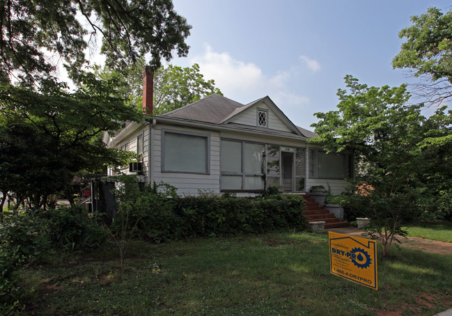 428 Hawthorne Ln in Charlotte, NC - Foto de edificio - Building Photo