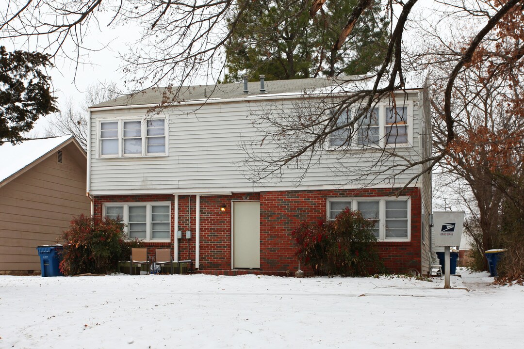 814 S Jefferson St in Stillwater, OK - Building Photo