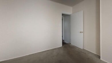 2518 Salmon St in Philadelphia, PA - Building Photo - Building Photo