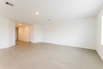 303 Bush Mdw Ln in Magnolia, TX - Building Photo - Building Photo