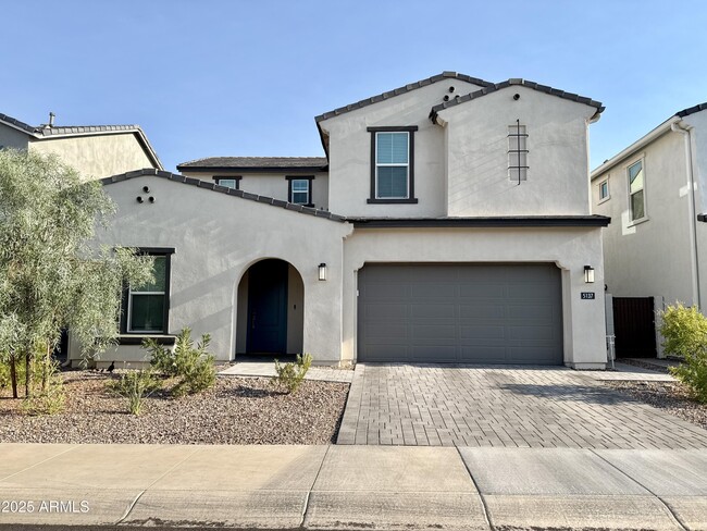 property at 5137 E Anderson Dr