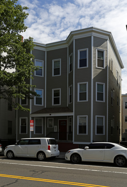 165 Hampshire St in Cambridge, MA - Building Photo