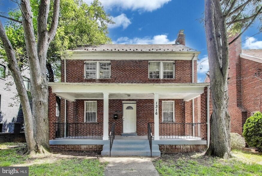 1316 Van Buren St NW in Washington, DC - Building Photo