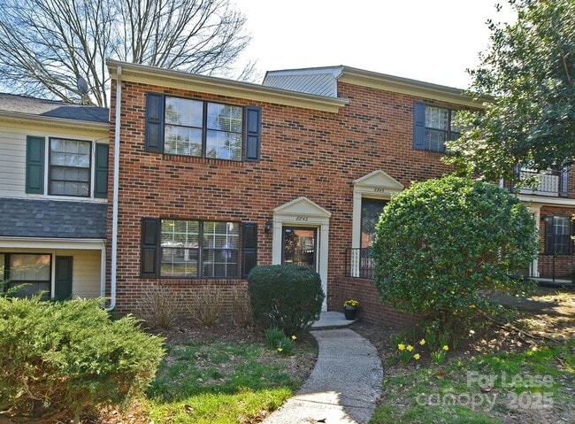 property at 8843 Hunter Ridge Dr