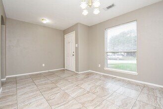 642 Kiley Dr in Houston, TX - Building Photo - Building Photo