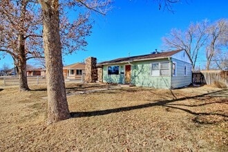 2430 Bunting Ave in Grand Junction, CO - Building Photo - Building Photo