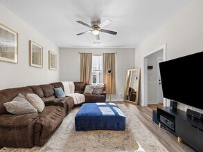 820 Laurel Gate Dr in Wake Forest, NC - Foto de edificio - Building Photo