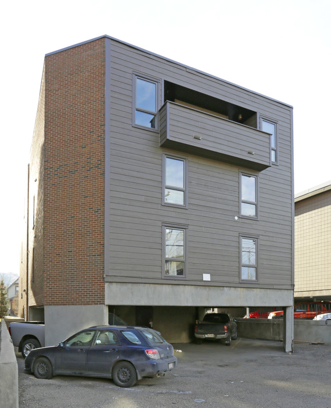 912 3rd Ave NW in Calgary, AB - Building Photo - Building Photo