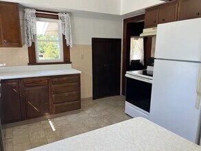 9142 Main St in McKean, PA - Building Photo - Building Photo