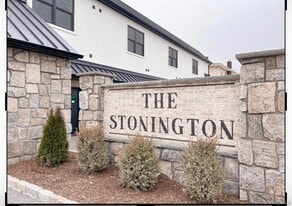 78 Roslyn Rd in Mineola, NY - Building Photo