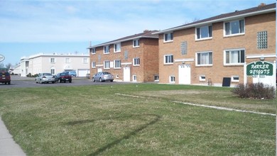 Parker Heights Apartments in Tonawanda, NY - Building Photo - Building Photo