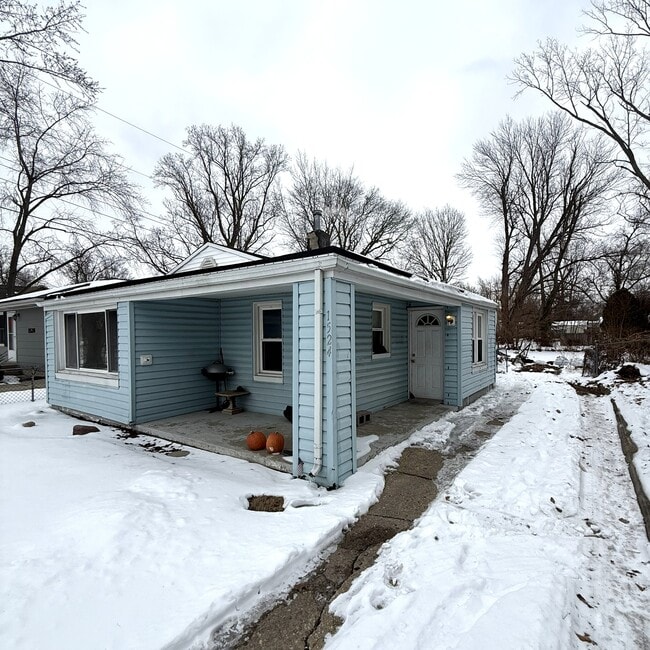 1524 N Summit Ave in Decatur, IL - Building Photo - Building Photo