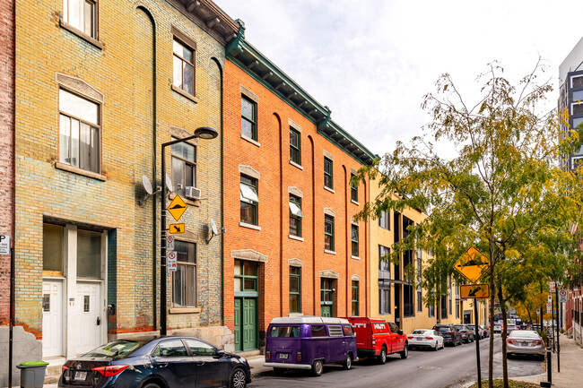 Maison Dorimène, La Rue De Femmes in Montréal, QC - Building Photo - Building Photo