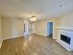 8107 Temple Ave in Lubbock, TX - Building Photo - Building Photo