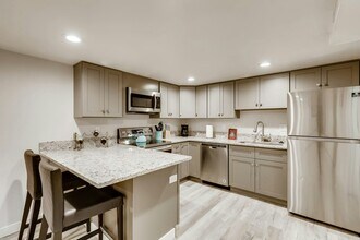 9875 E 22nd Ave in Aurora, CO - Building Photo - Building Photo