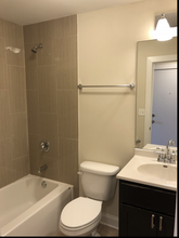 1114 W Balmoral Ave in Chicago, IL - Building Photo - Building Photo