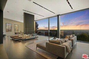 8790 Appian Way in Los Angeles, CA - Building Photo