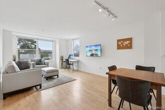 8300 Oceanview Terrace in San Francisco, CA - Building Photo - Building Photo