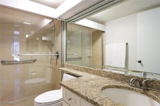 3651 Wild Pines Dr in Bonita Springs, FL - Building Photo - Building Photo