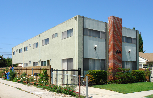 3941 Huron Ave in Culver City, CA - Building Photo - Building Photo