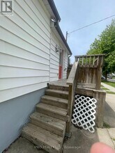 281 Mitton St N in Sarnia, ON - Building Photo - Building Photo