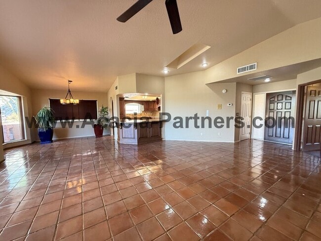 4221 N Summer Set Dr in Tucson, AZ - Building Photo - Building Photo