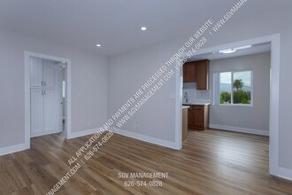 60 Auburn Ave in Sierra Madre, CA - Foto de edificio - Building Photo