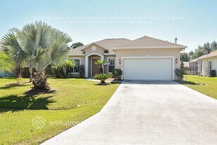 1738 SW Haylake Ave in Port St. Lucie, FL - Building Photo