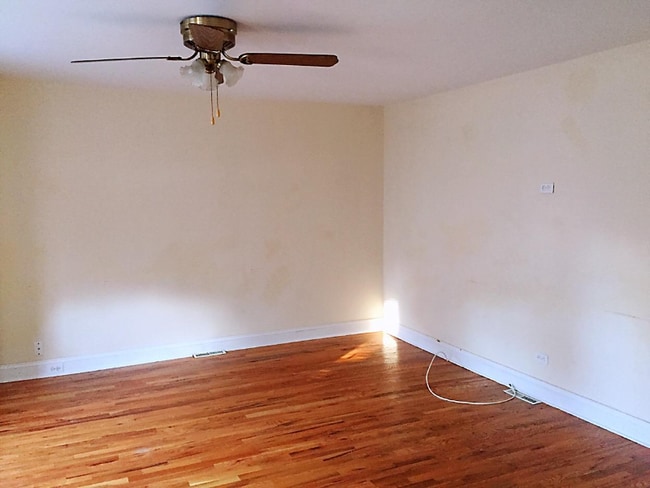 16 Jetland Pl in Bridgeport, CT - Building Photo - Building Photo