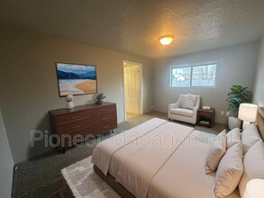665 NE 7th St in Prineville, OR - Building Photo - Building Photo