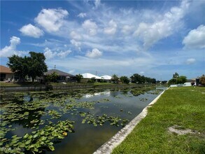 1224 SW 31st Terrace in Cape Coral, FL - Foto de edificio - Building Photo
