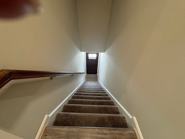 1310 Kathy Ann Wy E in Carrollton, VA - Building Photo - Building Photo