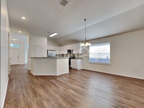 5429 Caribou Ridge Dr in Watauga, TX - Building Photo - Building Photo