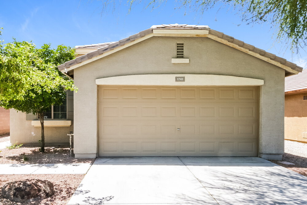 1741 W Desert Mountain Dr in Queen Creek, AZ - Building Photo