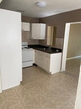 4324 Hedge Dr N in Lakeland, FL - Building Photo - Building Photo