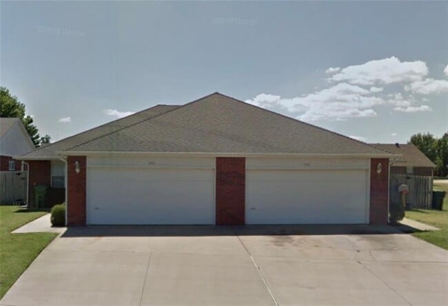 property at 2004 S Old Wire Rd