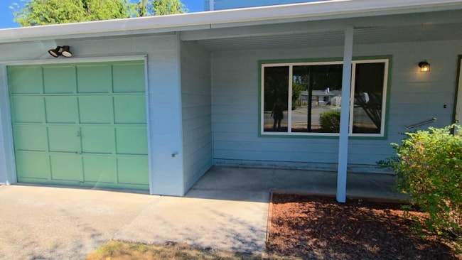 1204 Short St in Marysville, WA - Building Photo - Building Photo