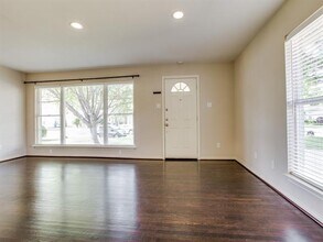4918 Thrush St in Dallas, TX - Building Photo - Building Photo