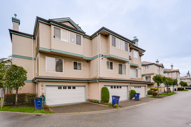 22800 Windsor Crt in Richmond, BC - Building Photo - Building Photo