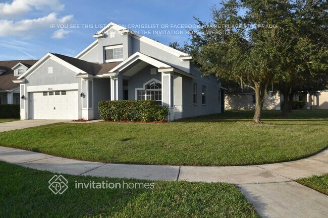 5210 New Savannah Cir in Wesley Chapel, FL - Building Photo - Building Photo